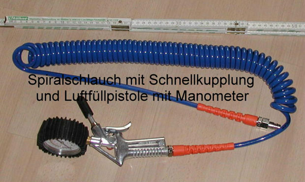 Spiralschlauch mit Schnellkuplung und Luftfllpistole mit Manometer